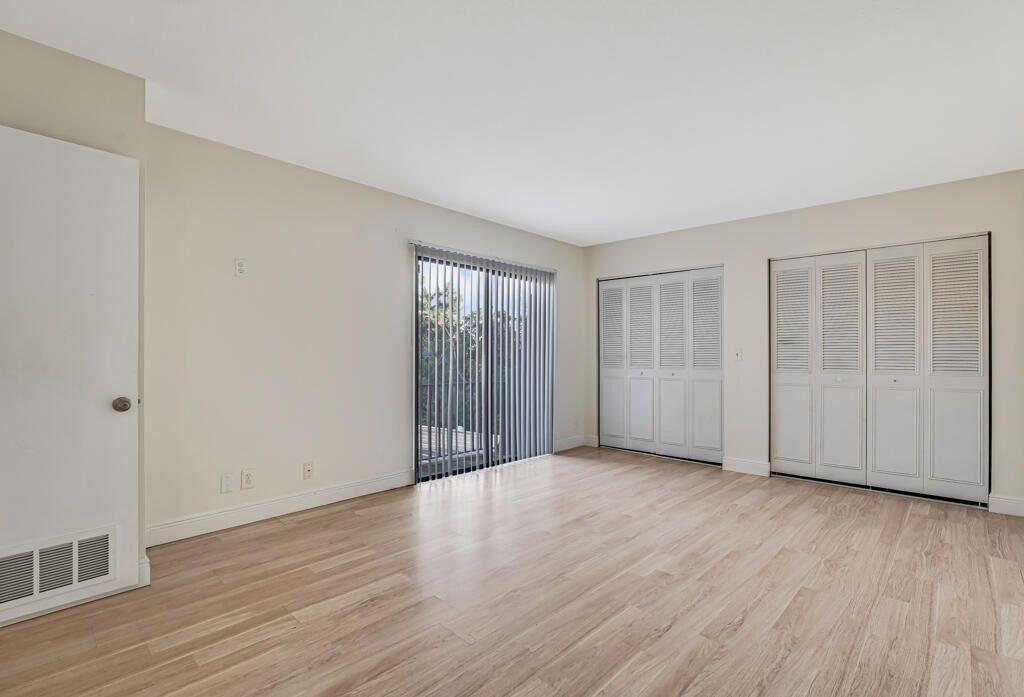 Building Photo - 4205 Turnberry Cir