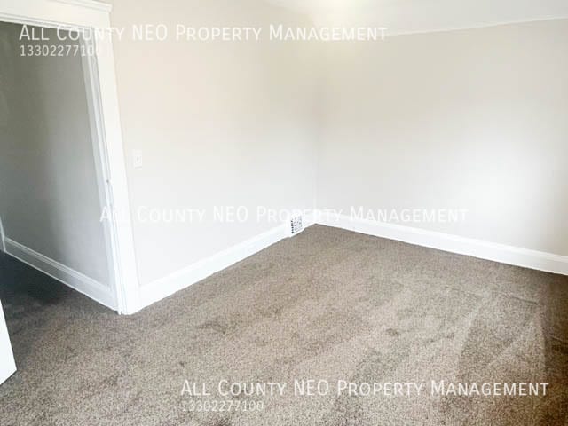 Building Photo - 1380 E 171st St