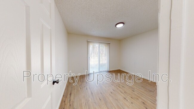 Building Photo - 1230 Canby Rd