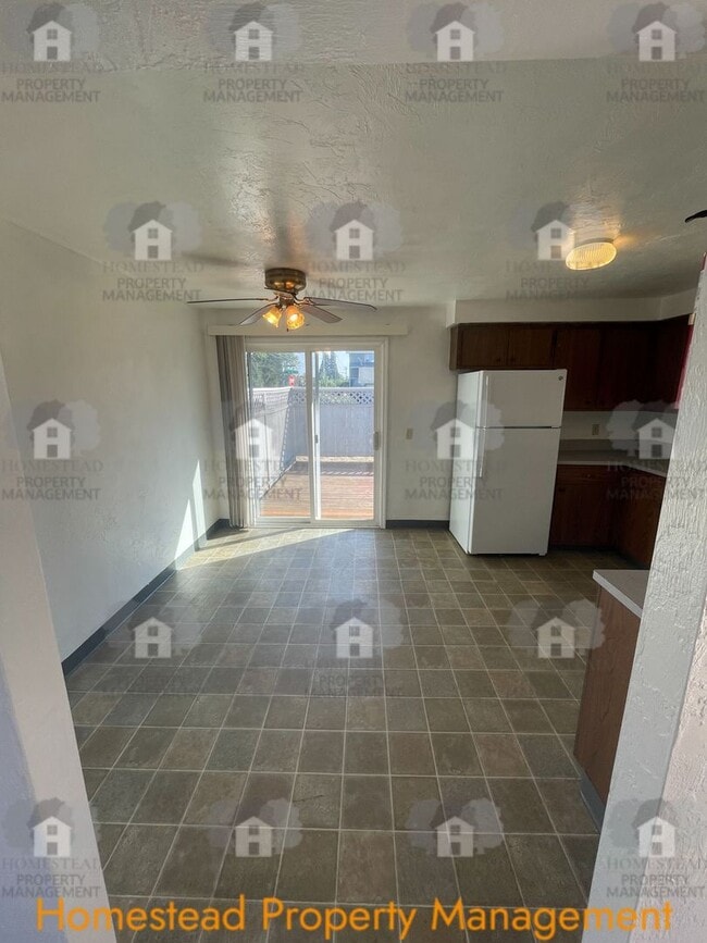 Building Photo - 2691-2693 18th Ave SE