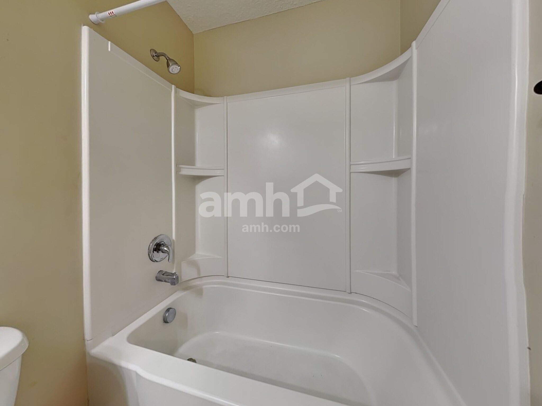 Building Photo - 501 Dresler Rd