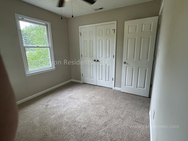 Building Photo - 6556 Rhemish Dr