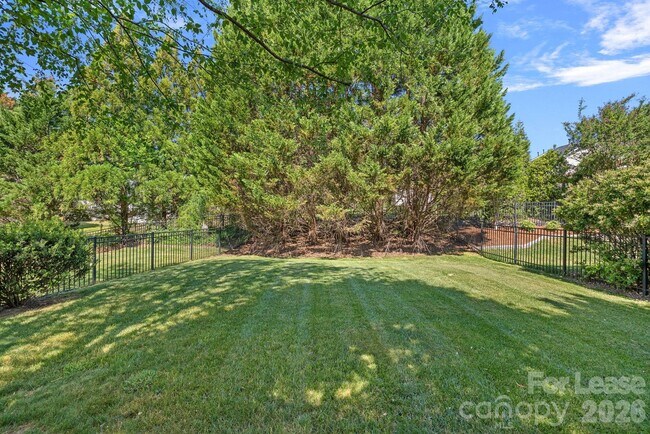 Building Photo - 1626 Hammond Dr
