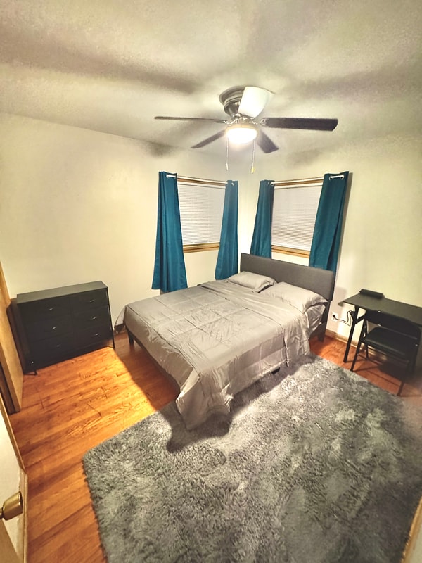 Primary Photo - 4916 N 67th St