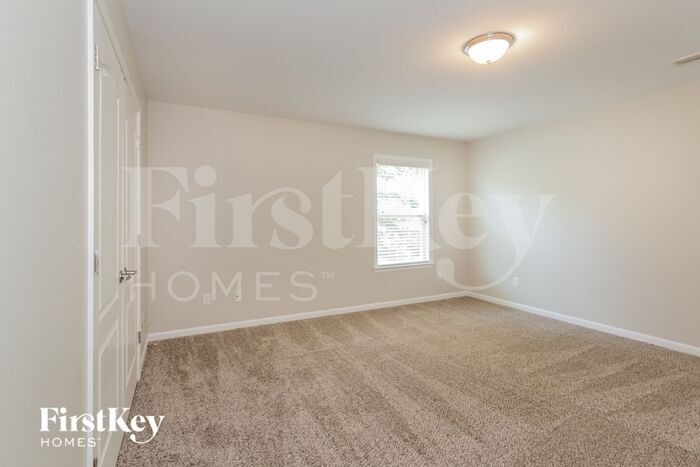 Building Photo - 111 N Cromwell Dr