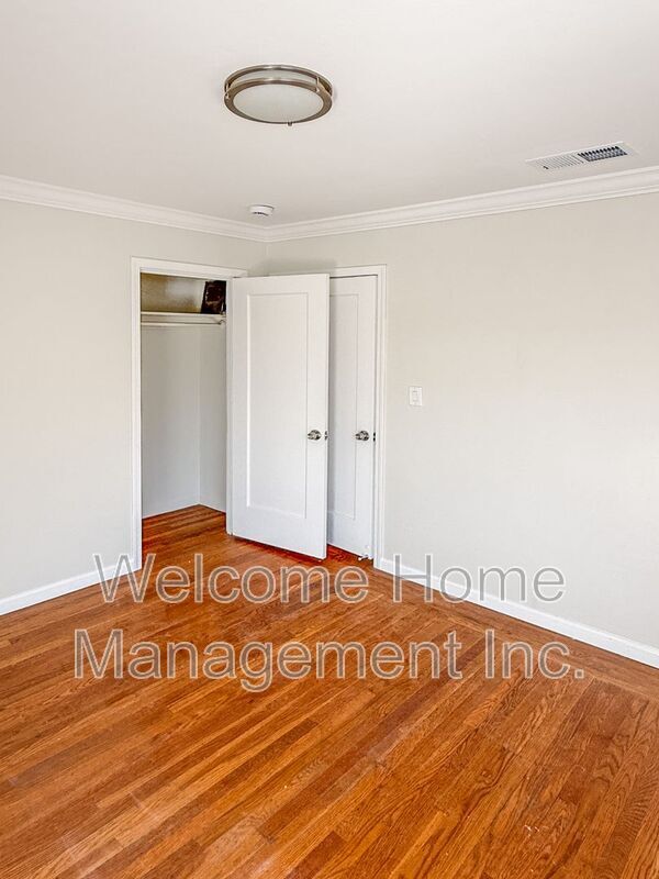 Building Photo - 184 Farrelly Dr