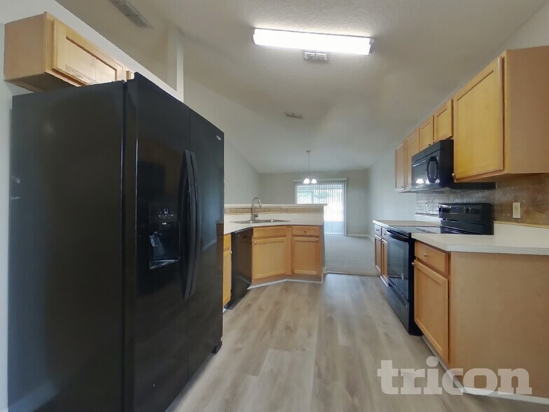 Building Photo - 8768 Merseyside Ct