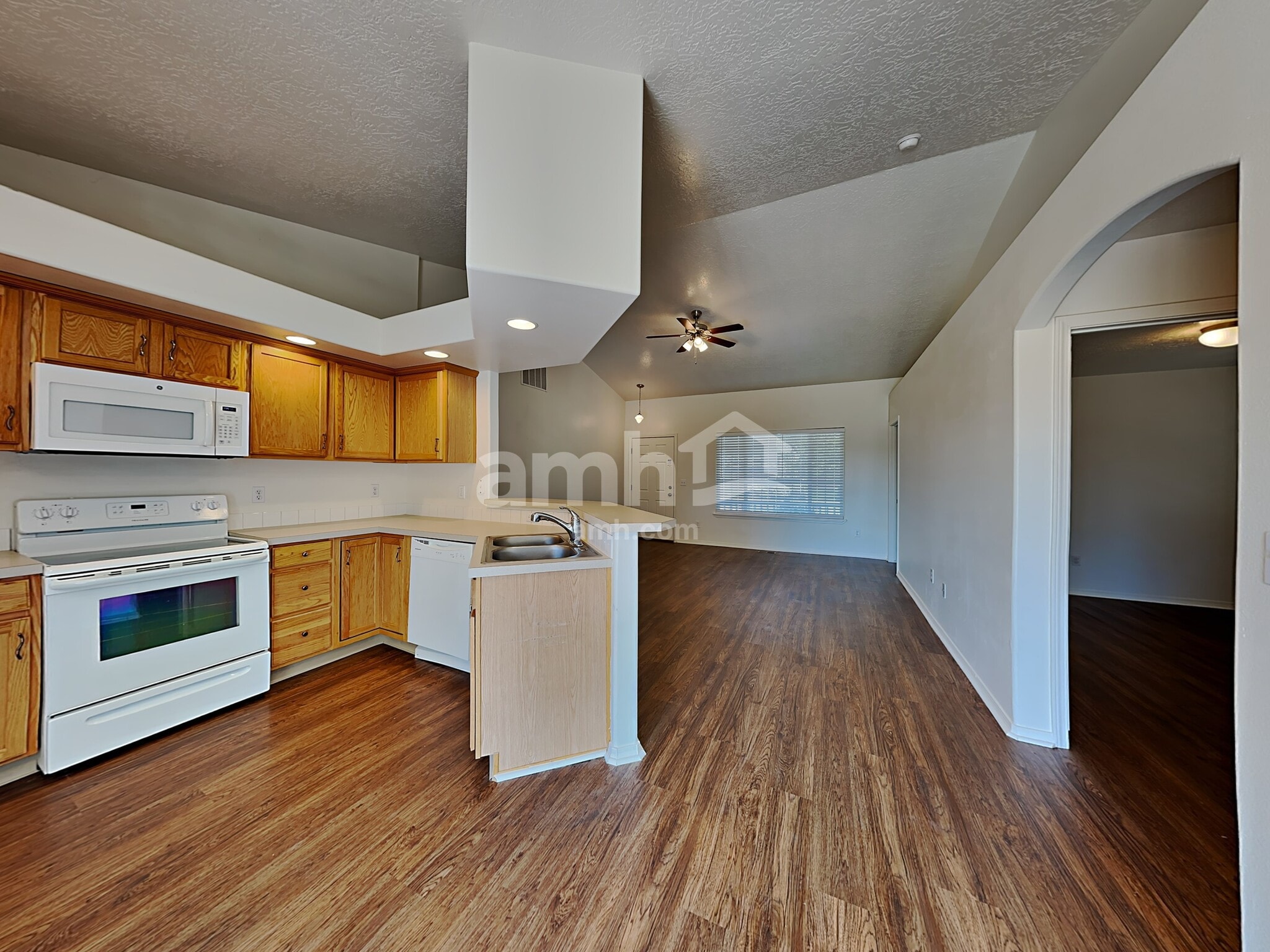 Building Photo - 5002 Barkley Way