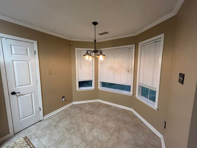 Building Photo - 3089 Woodland Crest Dr