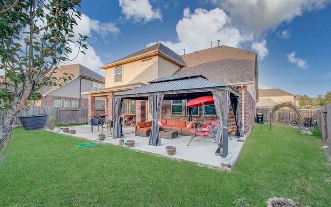 Building Photo - 2702 Fairfield Bend Pl