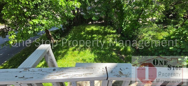 Building Photo - Spacious 2-Bedroom, 2-Bath In Kansas City!!