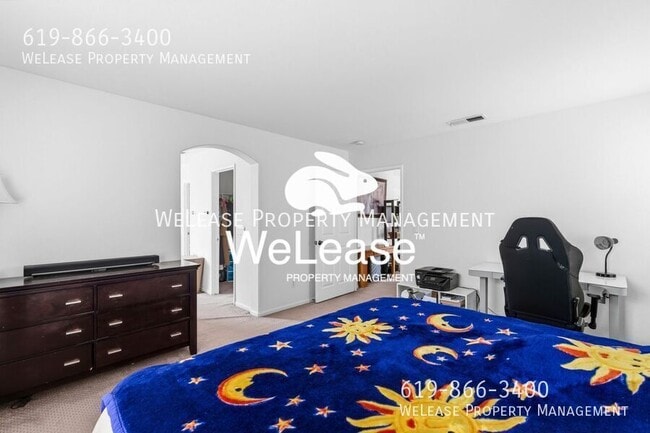 Building Photo - 5145 Seaglen Way