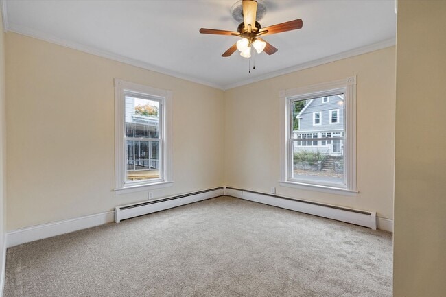 Building Photo - 99 William St