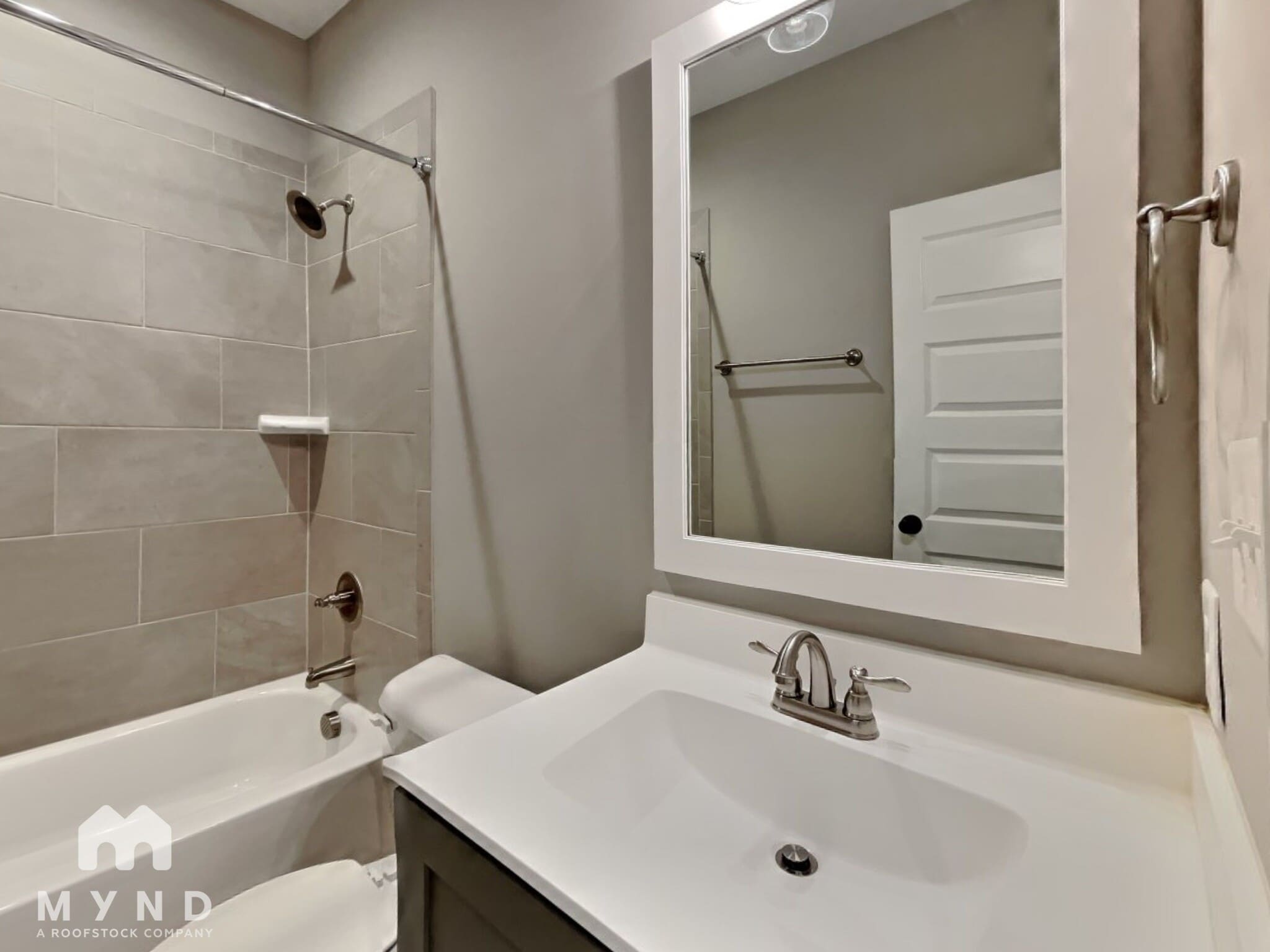 Building Photo - 1607 Bowery Dr