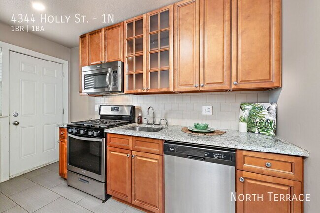 Building Photo - 4344 Holly St
