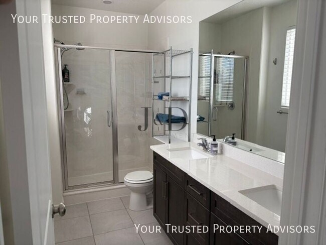 Building Photo - 5096 Putney Hill Rd