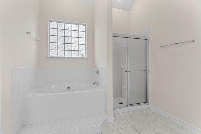 Building Photo - 619 Archard Dr