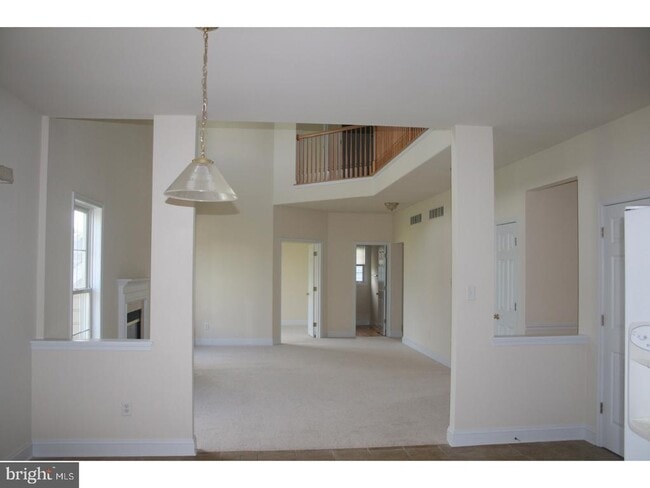 Building Photo - 529 Stone Ridge Dr