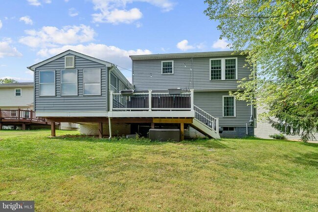 Building Photo - 6602 Gooseander Ct