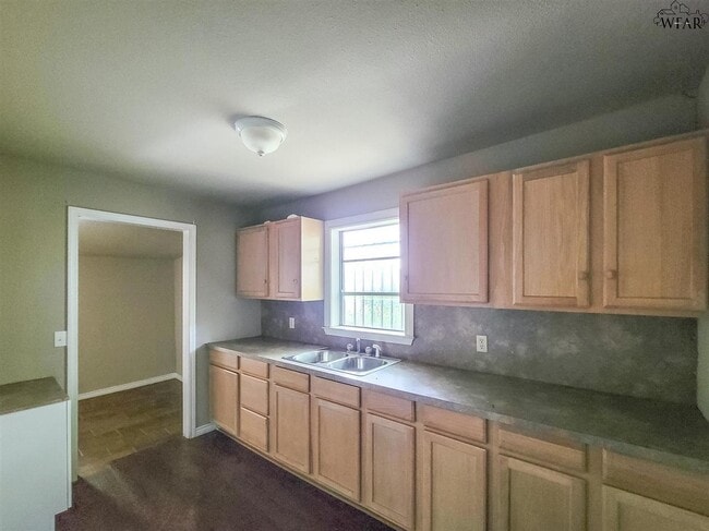 Building Photo - 311 Galveston St