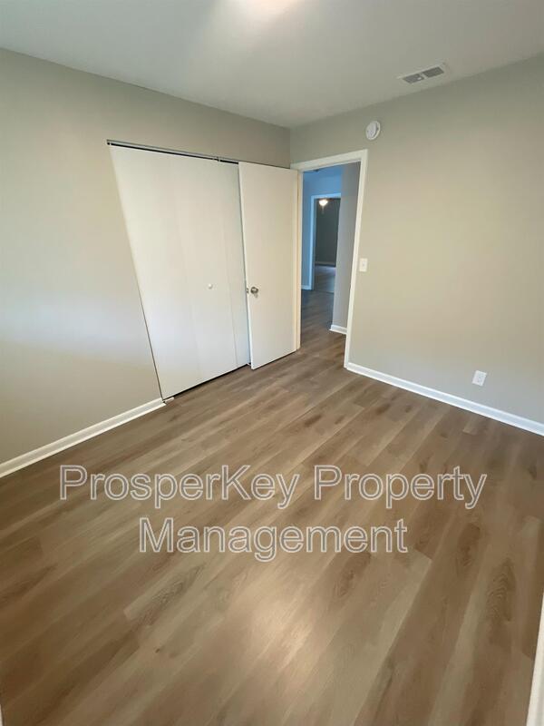 Building Photo - 941 Belvedere Dr