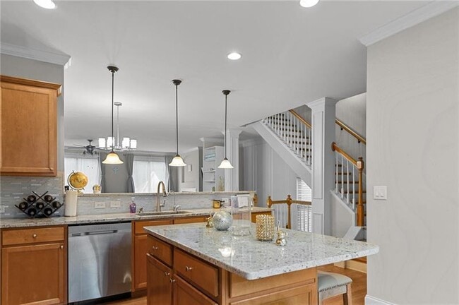 Building Photo - 2744 Blakely Dr NE