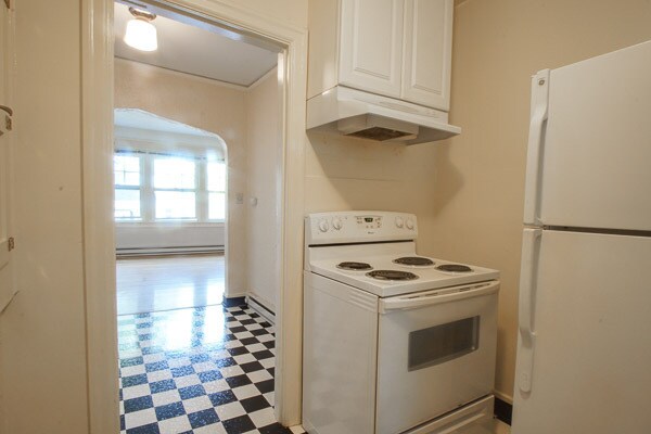 Building Photo - 6425 S Corbett Ave
