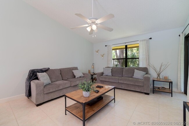 Building Photo - 13095 Belhaven Ct