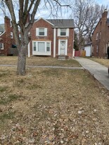 Building Photo - 10226 W Outer Dr