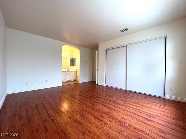 Building Photo - 4548 Aviation St