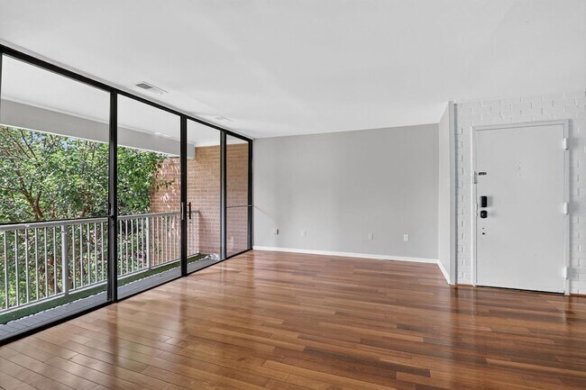 Building Photo - 788 Quince Orchard Blvd