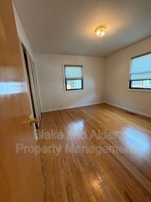 Building Photo - 2023 NE Liberty St