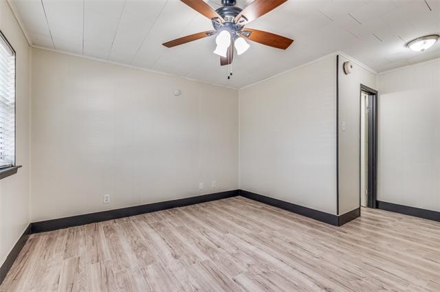 Building Photo - 9311 Oakland Dr