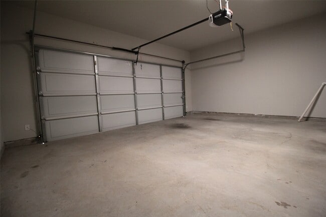 Building Photo - 25504 Starling Ln