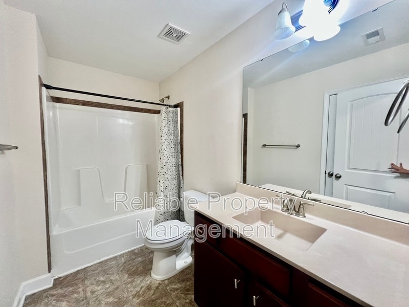 Building Photo - 137 Bobby Ray Ct