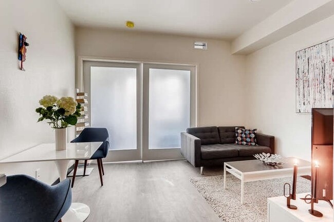 Floorplan - 4252 Crenshaw