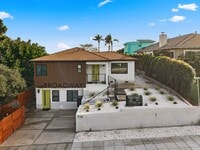 Building Photo - 2735 Broadway-8