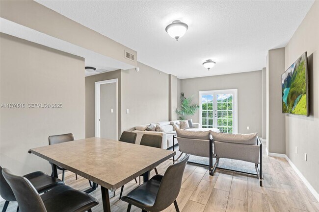 Building Photo - 5271 SW 8th St