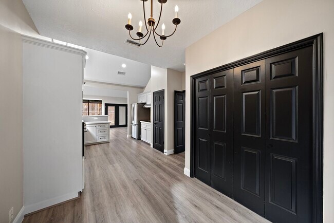 Building Photo - 1631 Gingerleaf Ln