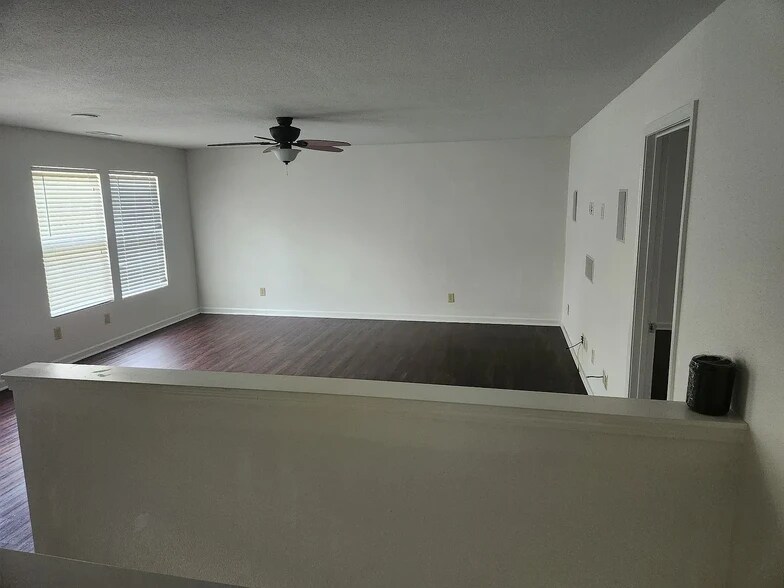 Building Photo - 3609 McDuff Ct