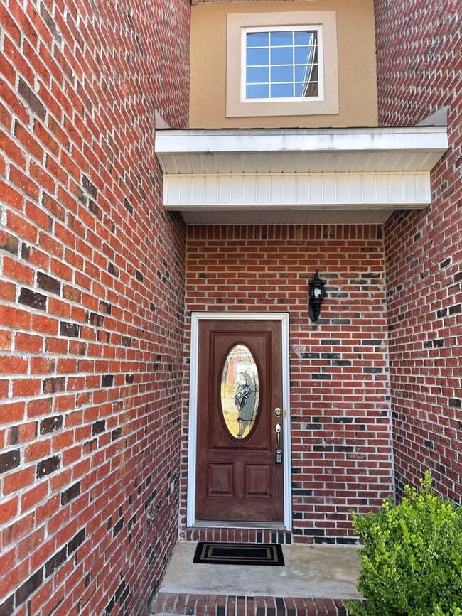 Building Photo - Eagle Landing