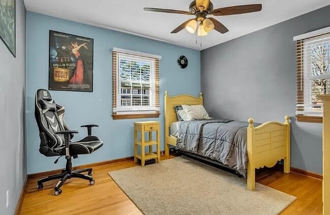 Building Photo - 561 Summit Ridge Dr