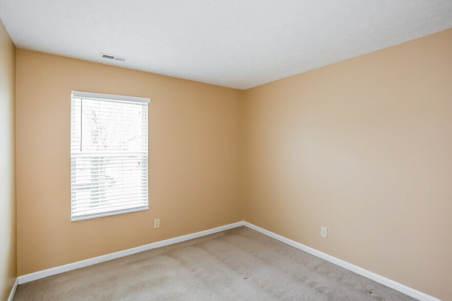 Building Photo - 10802 Sedgegrass Dr