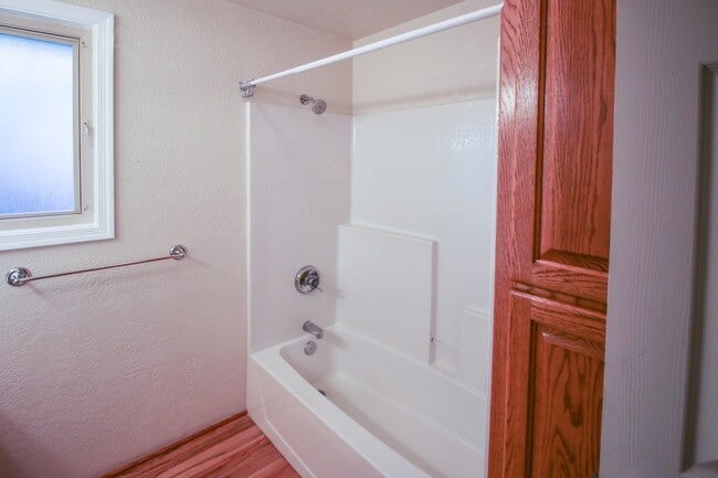 Building Photo - Pet friendly Jacksonville Home!!!