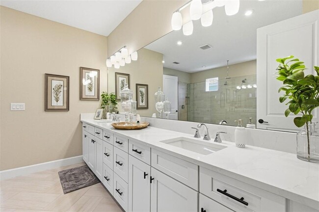 Building Photo - 33332 Castaway Lp