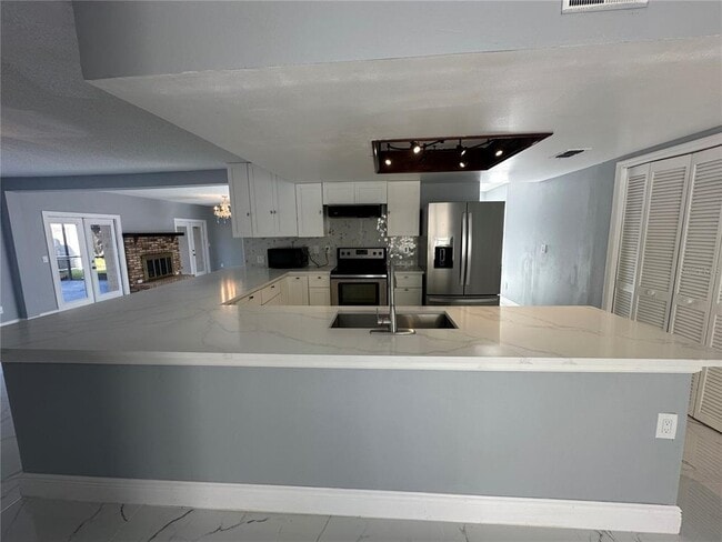 Building Photo - 7846 Snowberry Cir