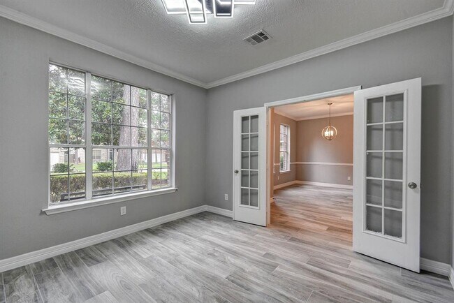Building Photo - 182 N Millport Cir