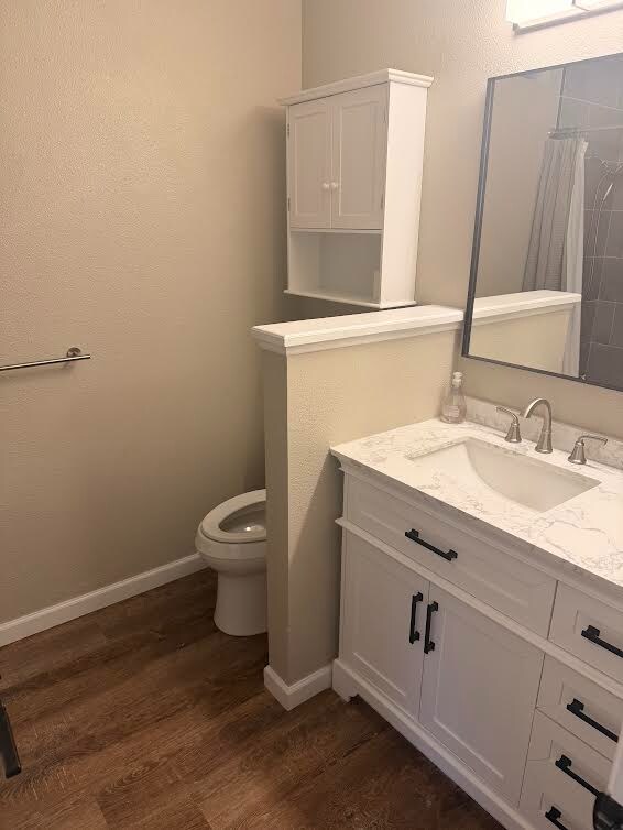 Building Photo - 1002 Barbi Ct