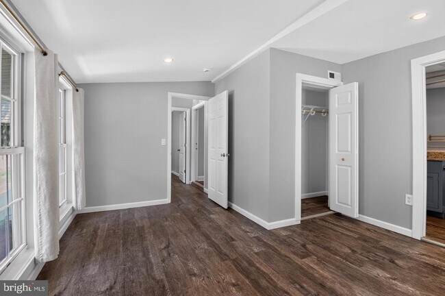 Building Photo - 1727 Forestville Rd