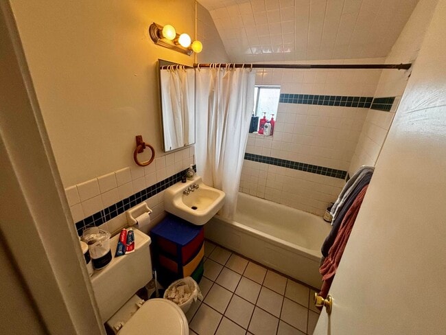 Building Photo - 621 S Jefferson St